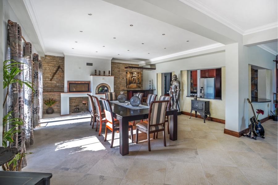 13 Bedroom Property for Sale in Plattekloof 3 Western Cape